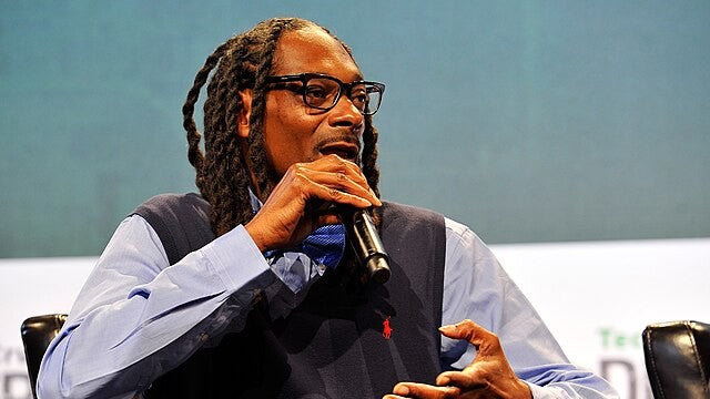 Snoop Dogg Fights to Shut Down $100 Million Death Row Lawsuit